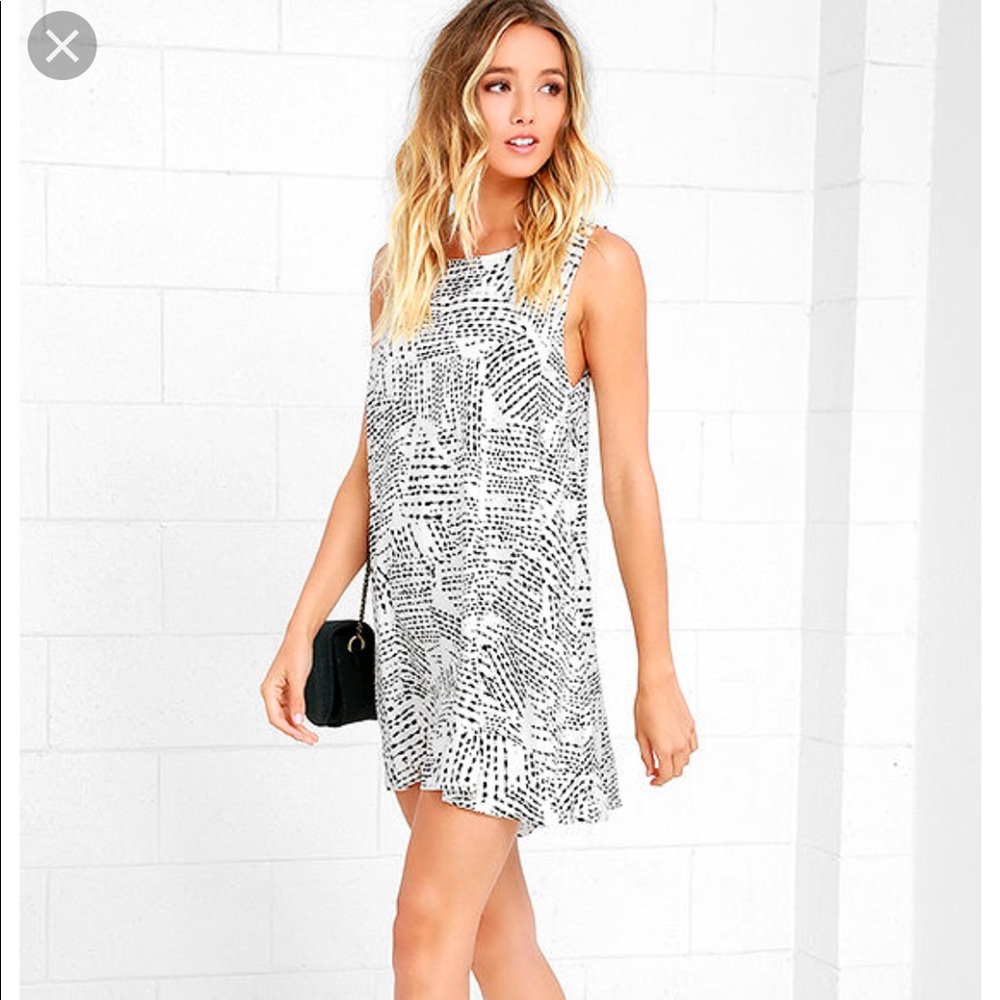 BB DAKOTA DESILVA BLACK & CREAM PRINT SWING DRESS